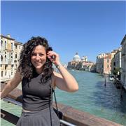 Professoressa di inglese in scuole medie e superiori offre lezioni di inglese a qualsiasi livello